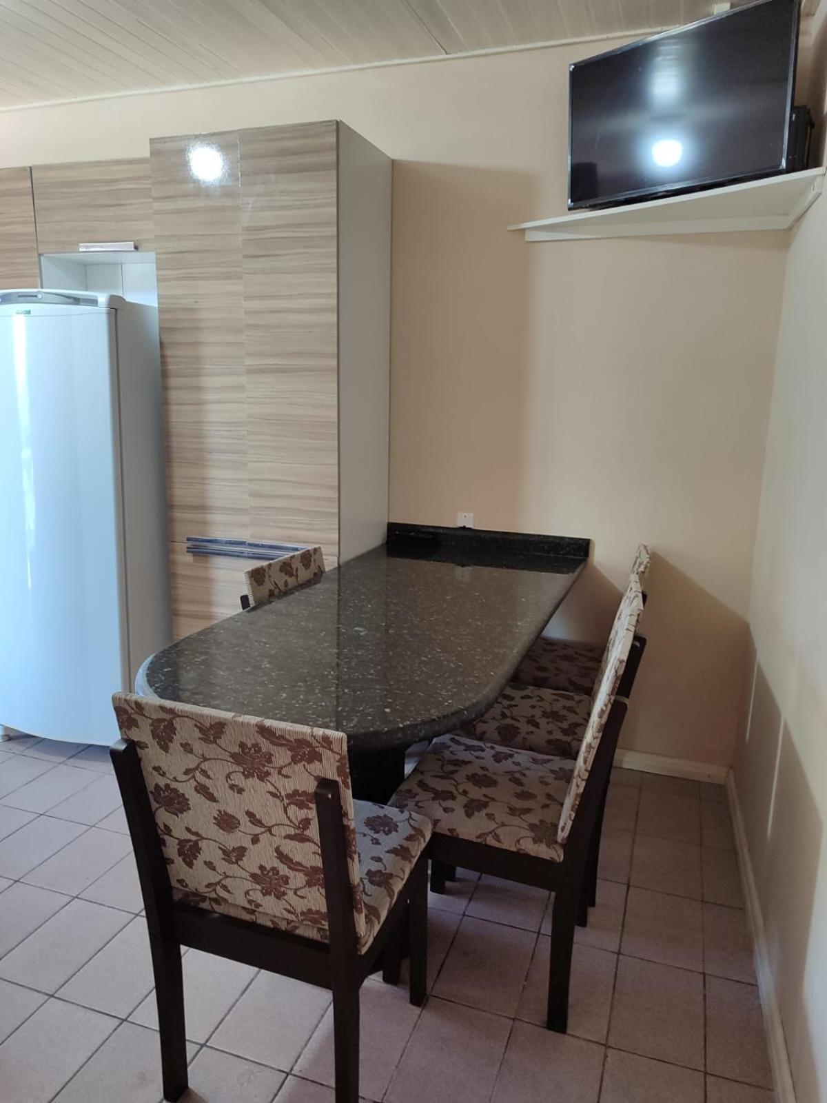 Apartamento De 2 Dormitorios Florianópolis 외부 사진